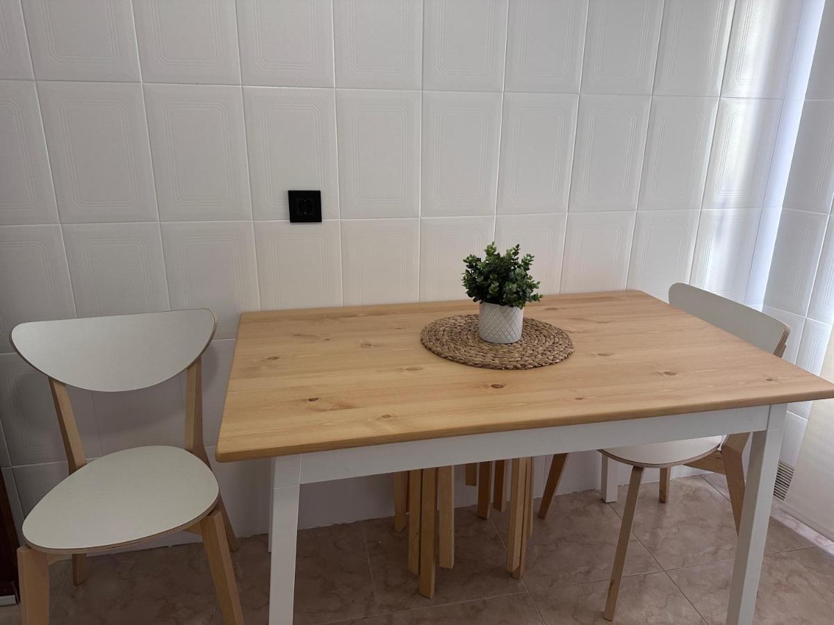 La Austera Apartment กูดีเยโร ภายนอก รูปภาพ